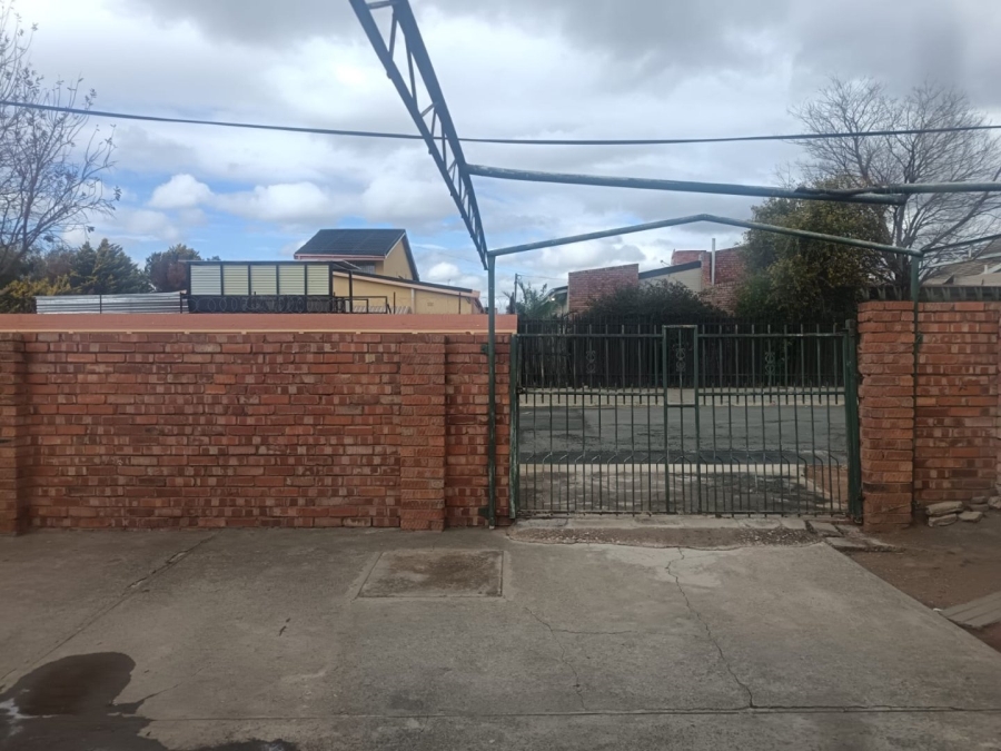 3 Bedroom Property for Sale in Northview Northern Cape